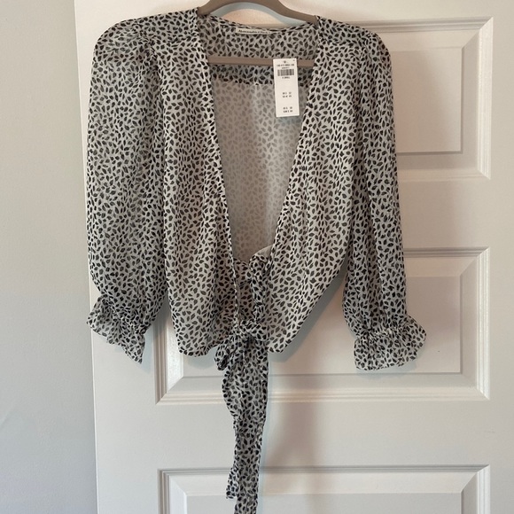 Abercrombie top size XS - Picture 2 of 4